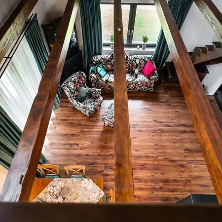 Feriehus Spokojne Wzgorze Plawna (Tarnow)