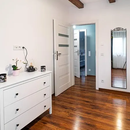 Feriehus Spokojne Wzgorze Plawna (Tarnow)